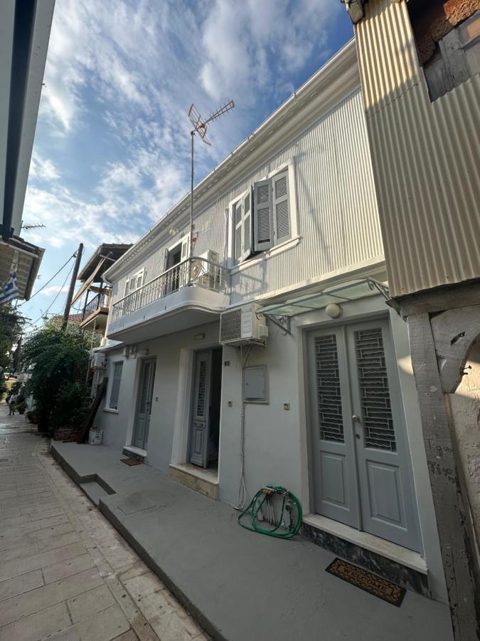 Old Town Boutique Suites Лефкада Екстериор снимка