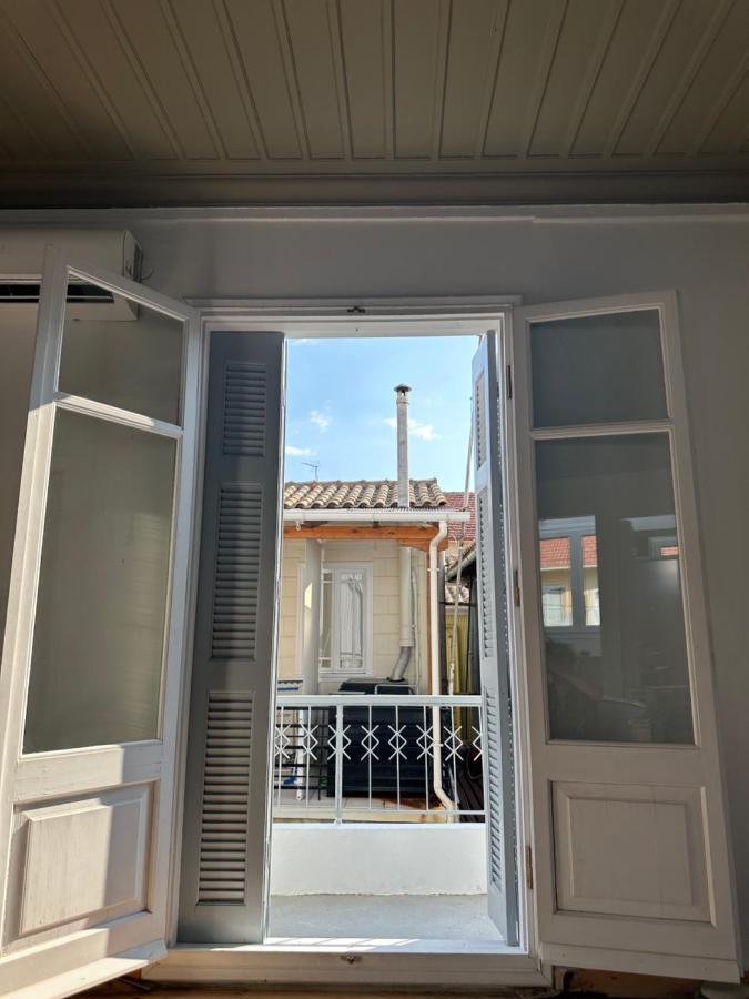 Old Town Boutique Suites Лефкада Екстериор снимка